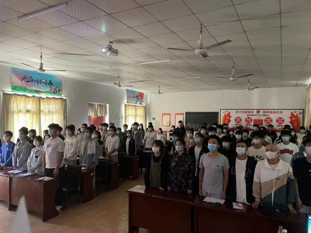 冰球官网团委开展二十大系列学习活动 冰球官网团委开展二十大系列学习活动