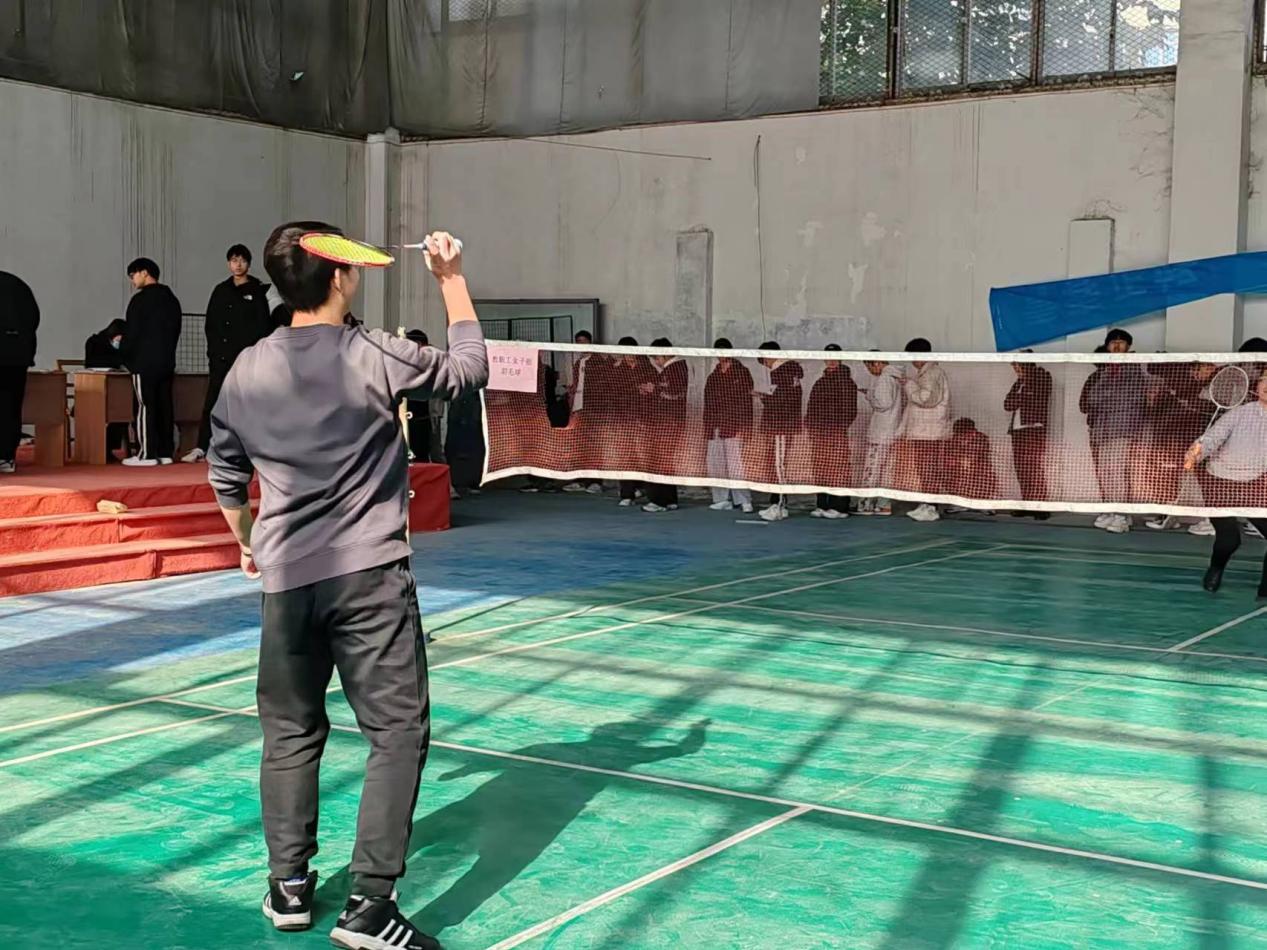 青春奋进新时代,运动逐梦向未来——冰球突破入口官网2023年秋季运动会暨教职工运动会 青春奋进新时代,运动逐梦向未来——冰球突破入口官网2023年秋季运动会暨教职工运动会