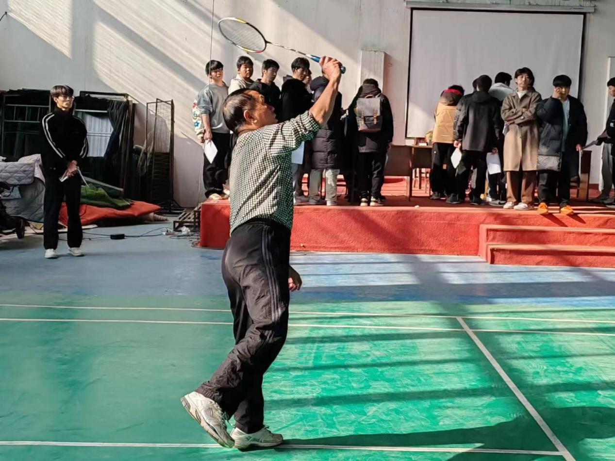 青春奋进新时代,运动逐梦向未来——冰球突破入口官网2023年秋季运动会暨教职工运动会 青春奋进新时代,运动逐梦向未来——冰球突破入口官网2023年秋季运动会暨教职工运动会
