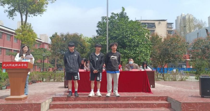 青春“篮”不住，热血不止步 —冰球突破入口官网第十八届“希望杯”篮球赛闭幕