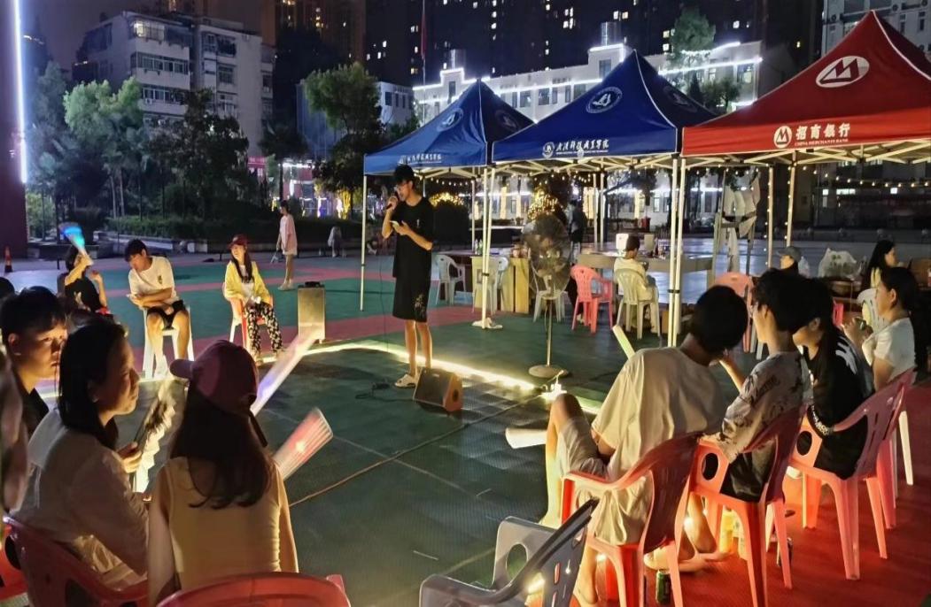 团簇星空,绽放芳华 ——冰球突破入口官网第二届社团文化节 团簇星空,绽放芳华 ——冰球突破入口官网第二届社团文化节