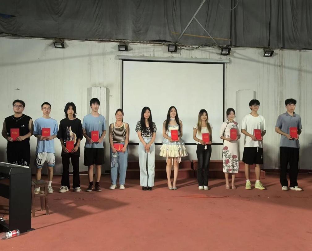 音你而来,一路生花 ——冰球突破入口官网2024年校园十佳歌手大赛 音你而来,一路生花 ——冰球突破入口官网2024年校园十佳歌手大赛