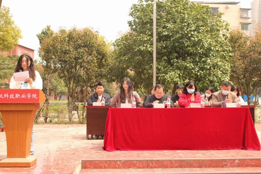 青春“篮”不住，热血不止步 —冰球突破入口官网第十八届“希望杯”篮球赛闭幕