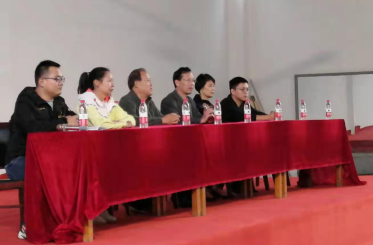 武昌区文明办领导莅临冰球官网 为军运会志愿者加油鼓劲 武昌区文明办领导莅临冰球官网 为军运会志愿者加油鼓劲