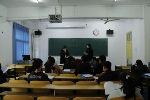 冰球官网第九届共青团和学生代表大会隆重召开 冰球官网第九届共青团和学生代表大会隆重召开