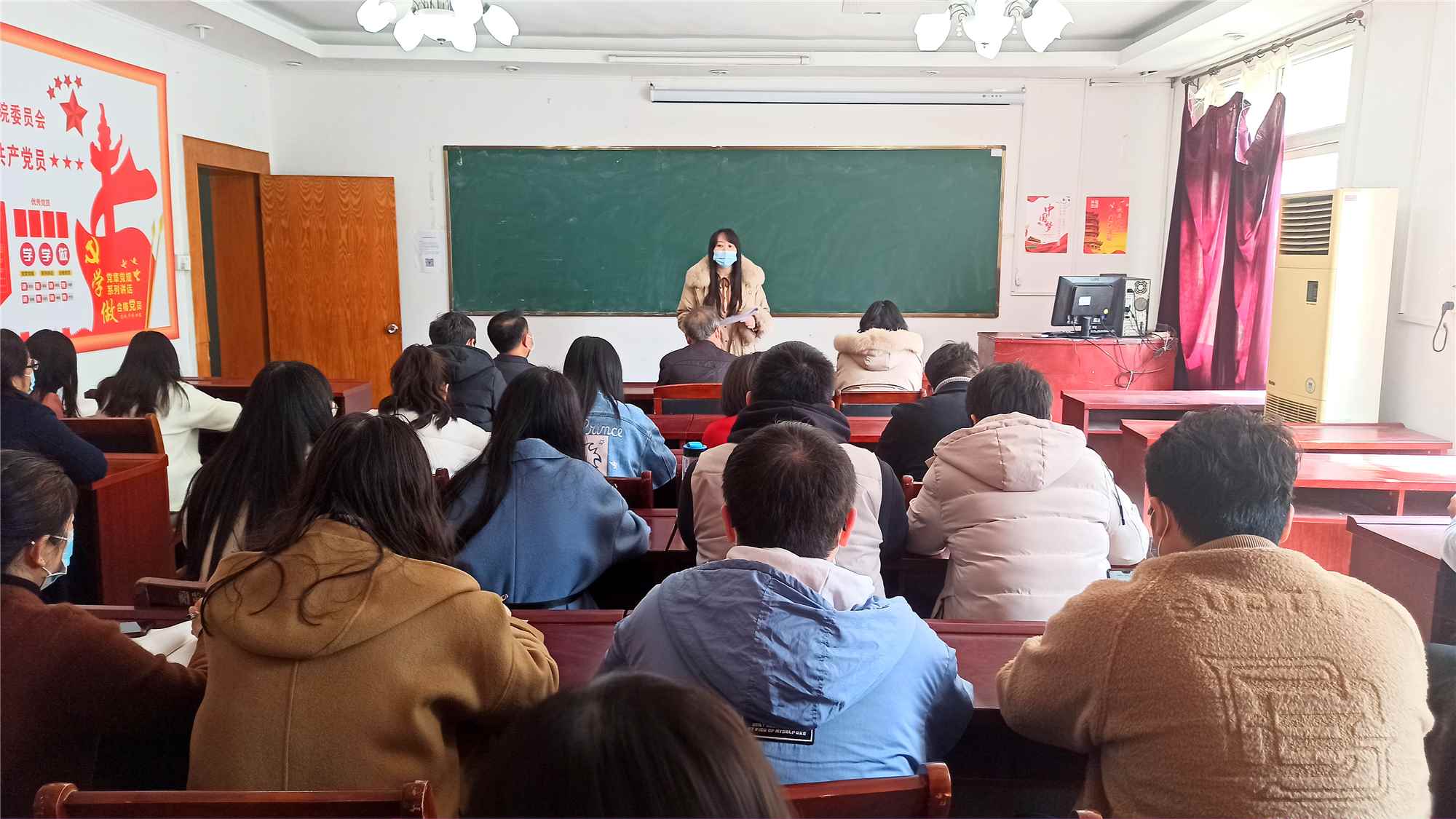 冰球突破入口官网顺利召开三月份支部主题党日活动 冰球突破入口官网顺利召开三月份支部主题党日活动